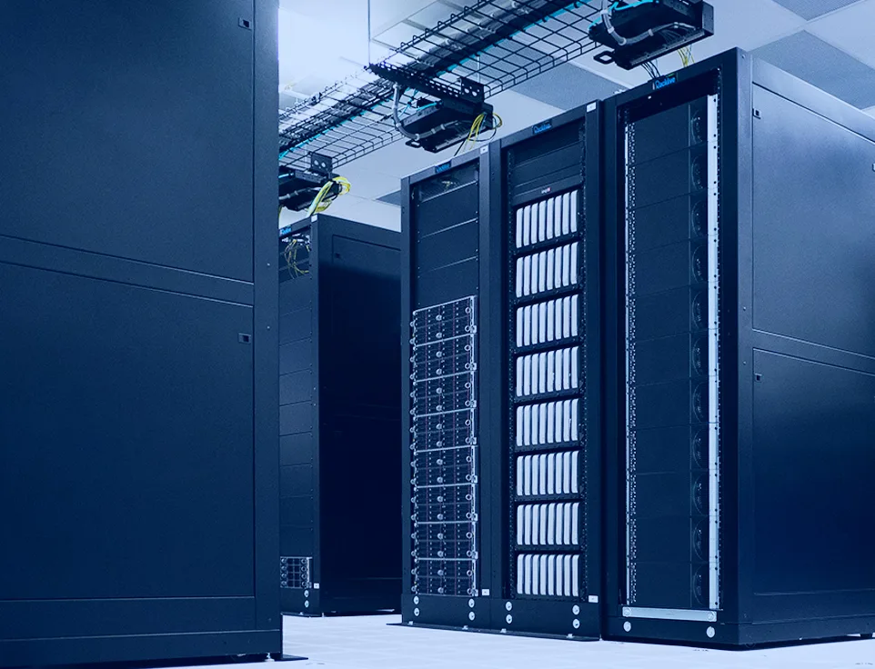 Connected coast-to-coast data centers for hybrid IT flexibility.